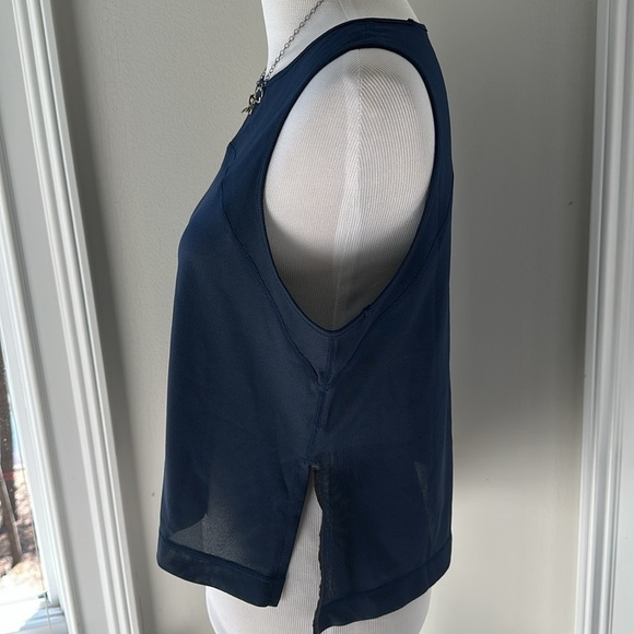 Super Cute Navy Sweaty Betty Cropped Mesh Tank, UK14, US 8-10, NWOT - Picture 3 of 7